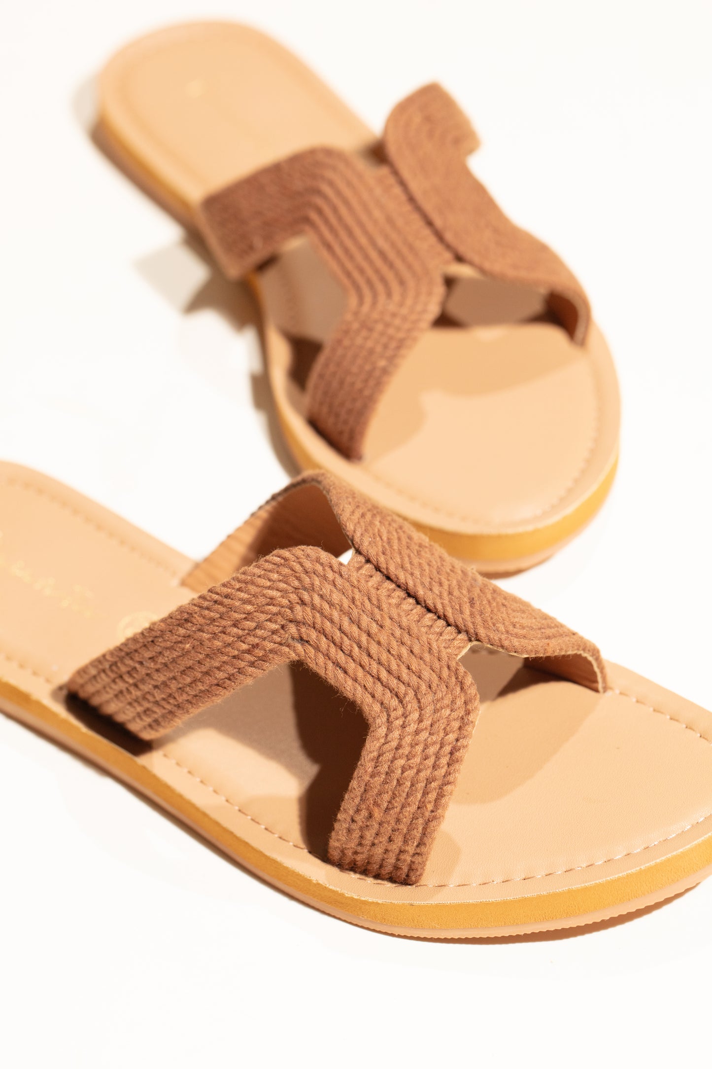 Havana flats in Brown