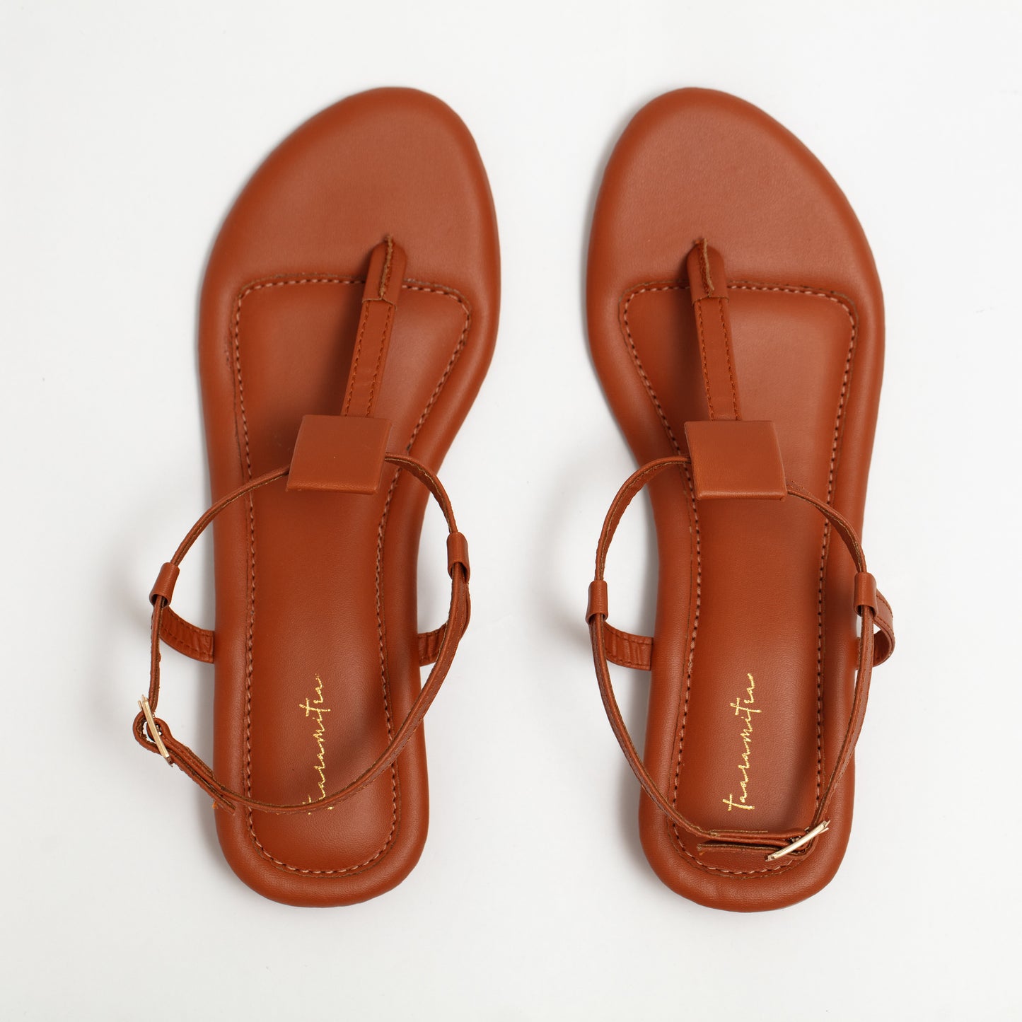 Lincy sandals in beige