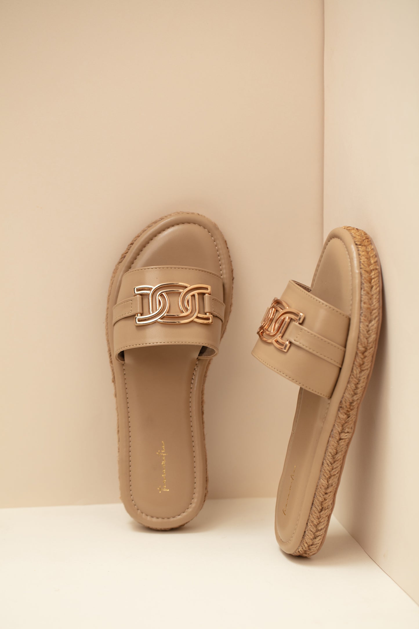 Lilly espadilles in Beige
