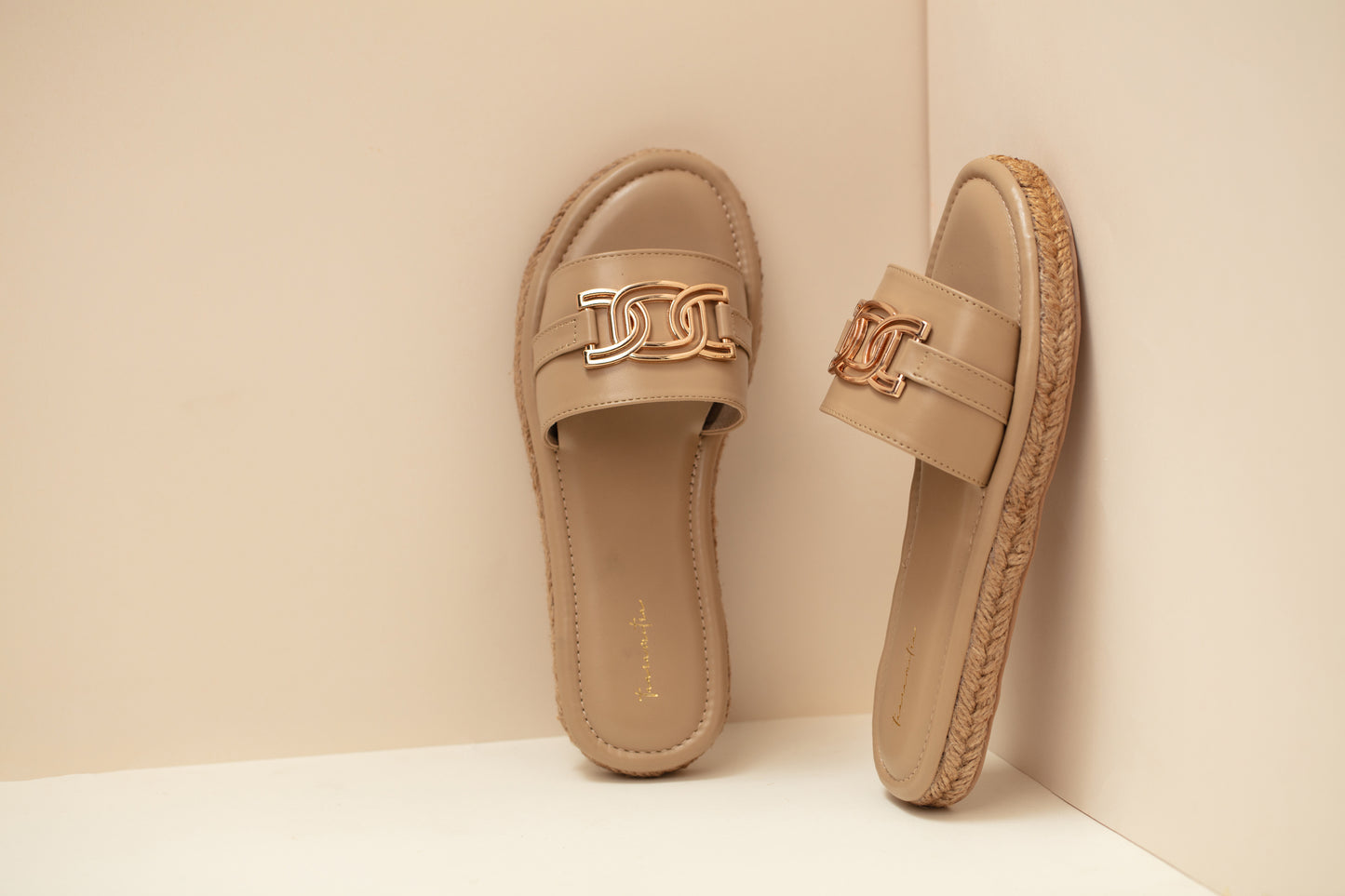 Lilly espadilles in Beige
