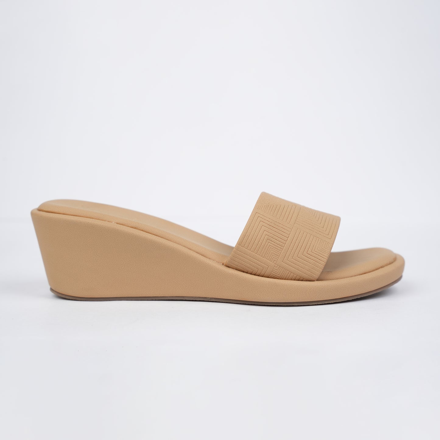 Lara comfy wedges in beige
