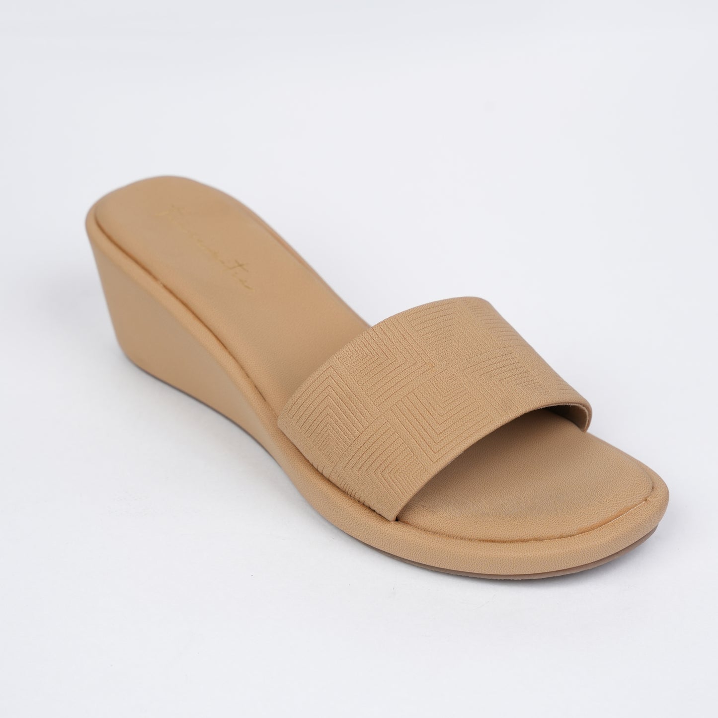 Lara comfy wedges in beige