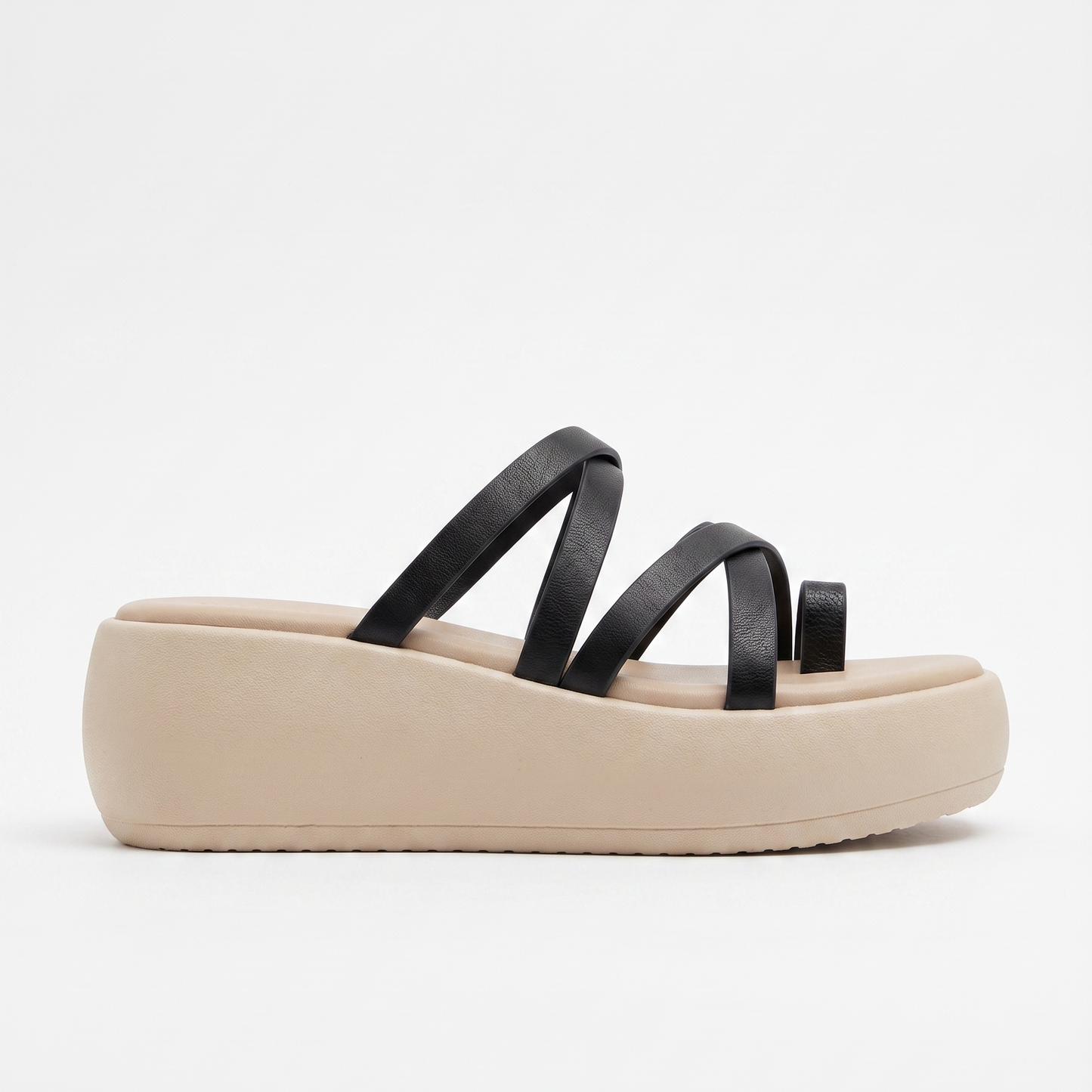 Yaamini toe ring criss cross wedges in black
