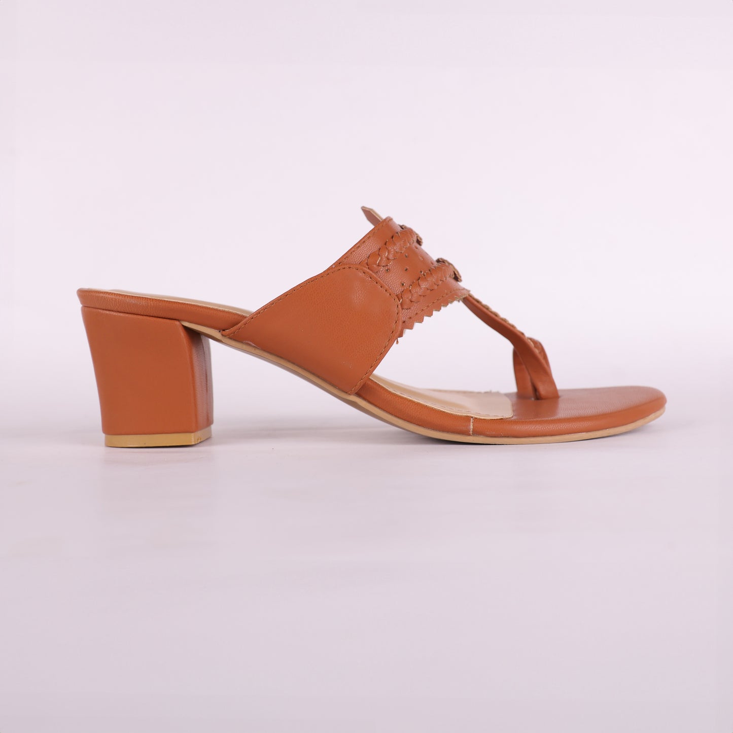 Avni Kohlapuri block heels in Dark tan