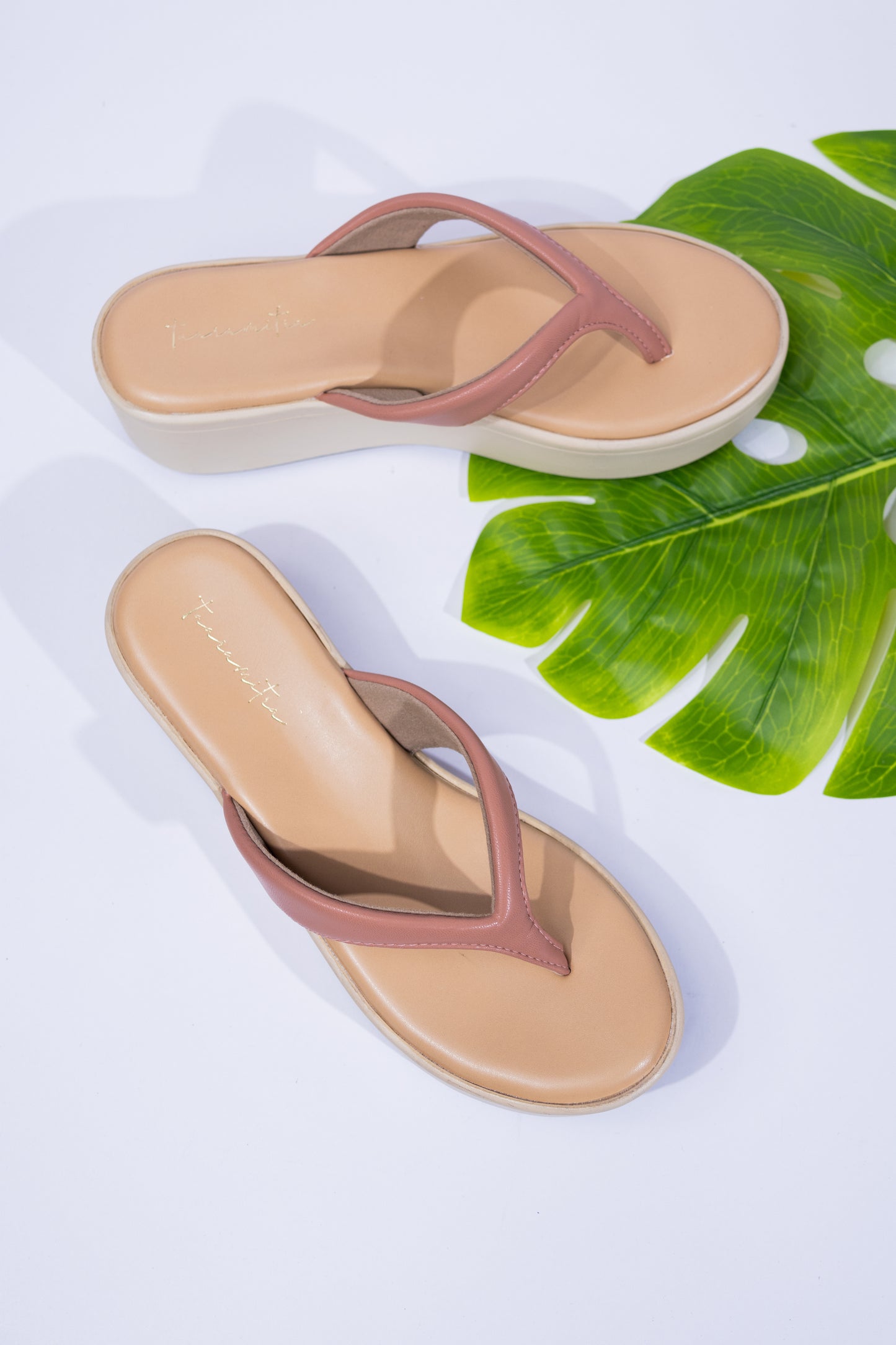 Veronica V strap wedges in Peach