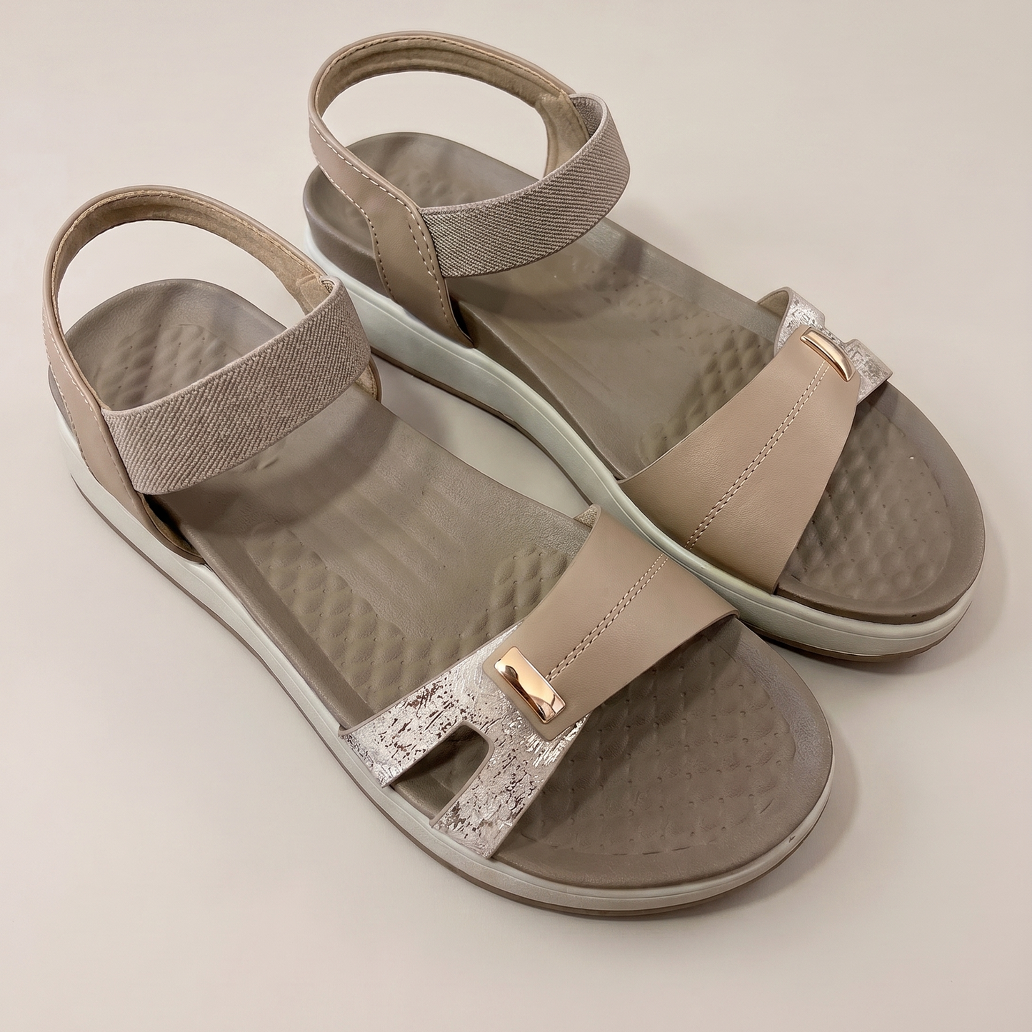 Rosy comfort sandals in tan