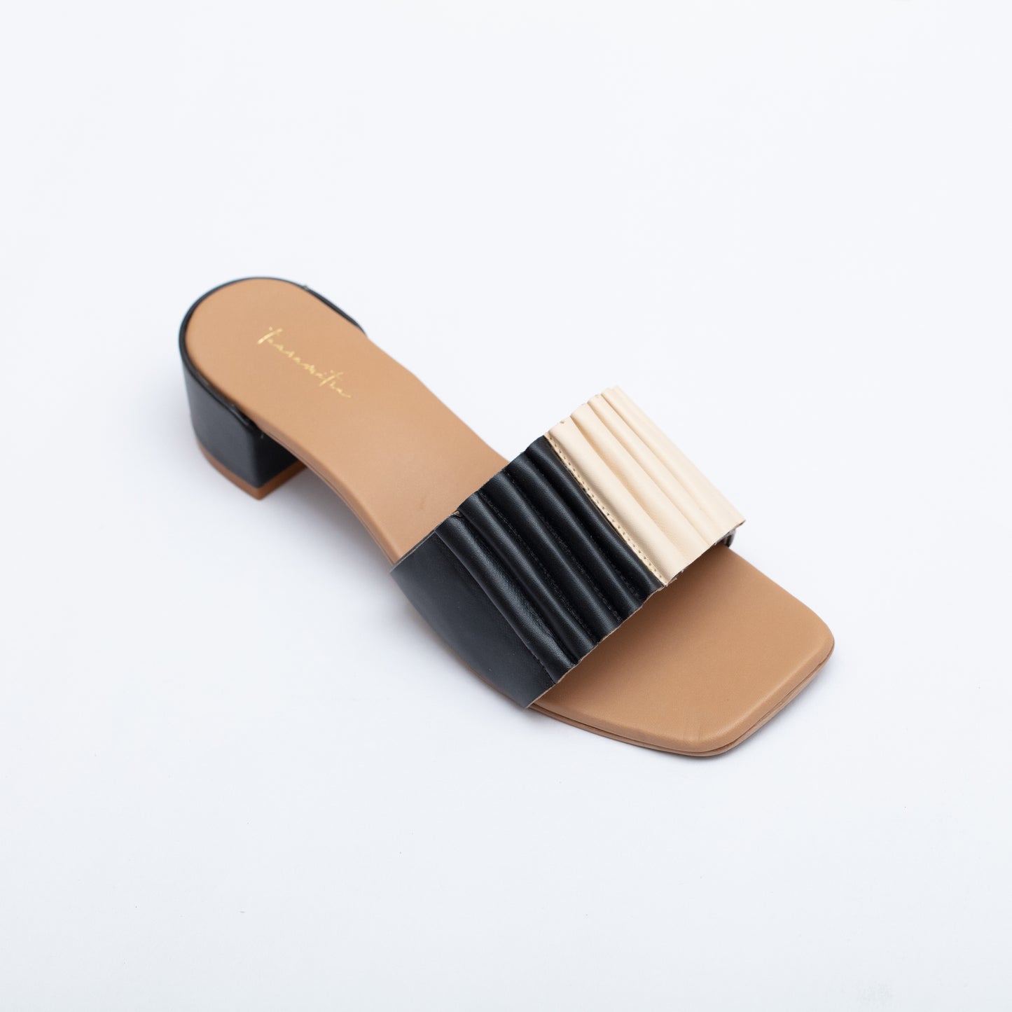 Multicolor block heels in black