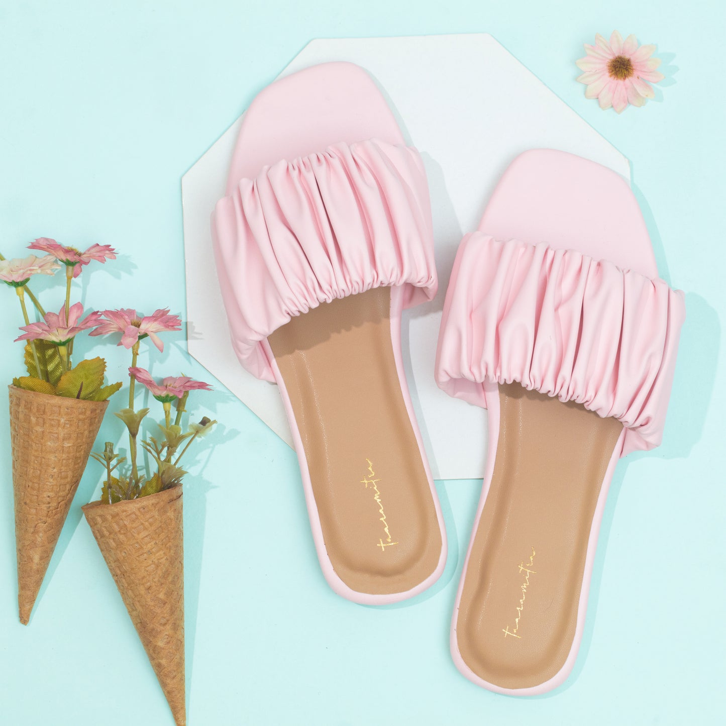 Kelly slider flats in Peach