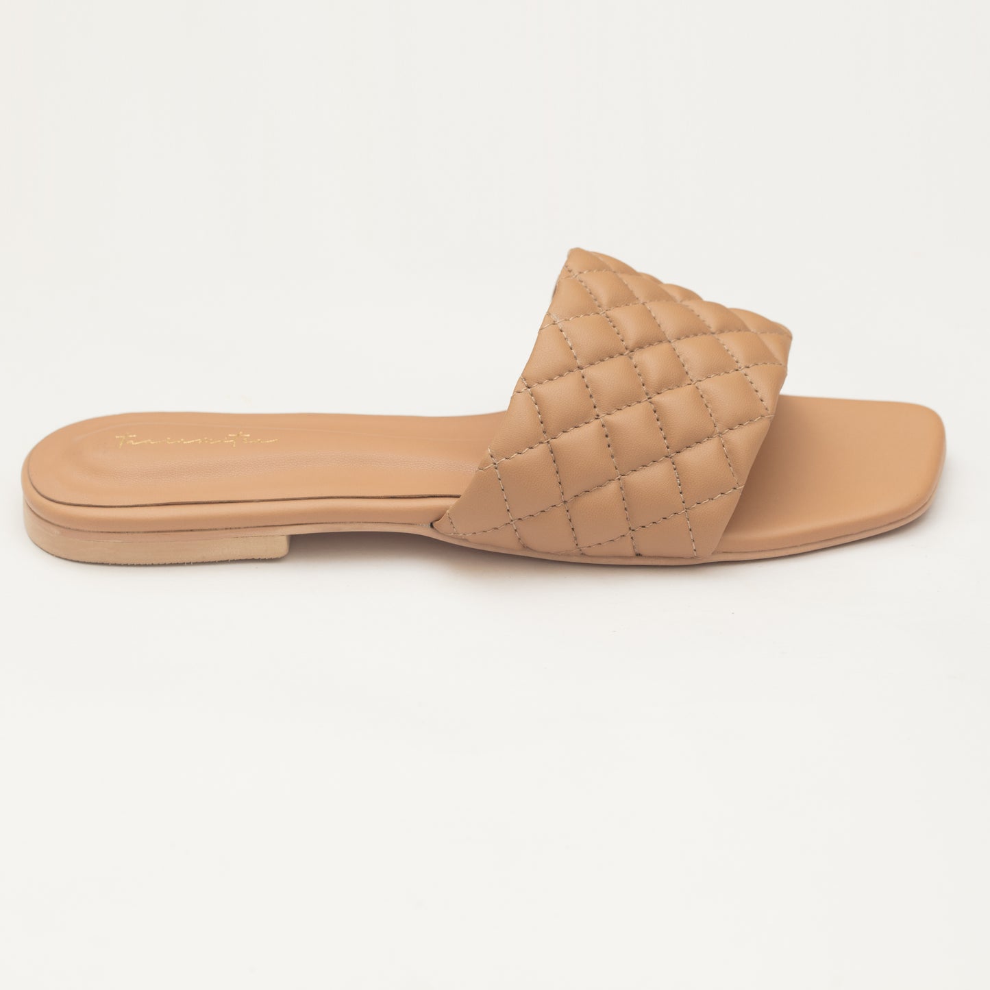 Quilted flats in cream