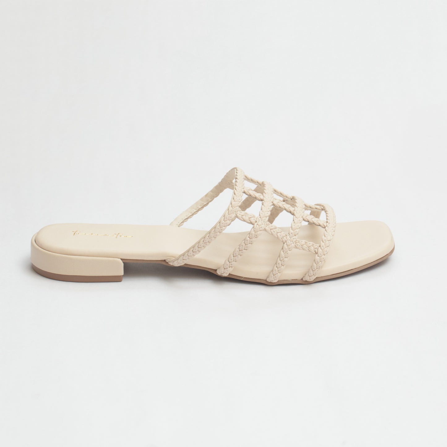 Paio tiny block heels in nude