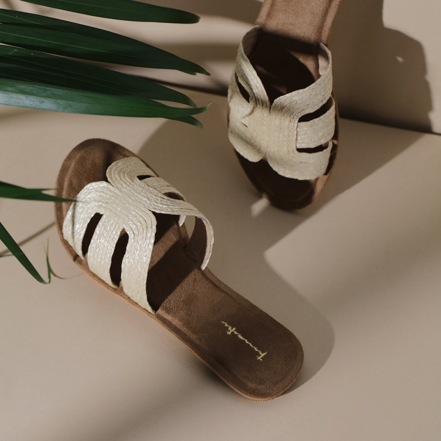 Aira raffia flats