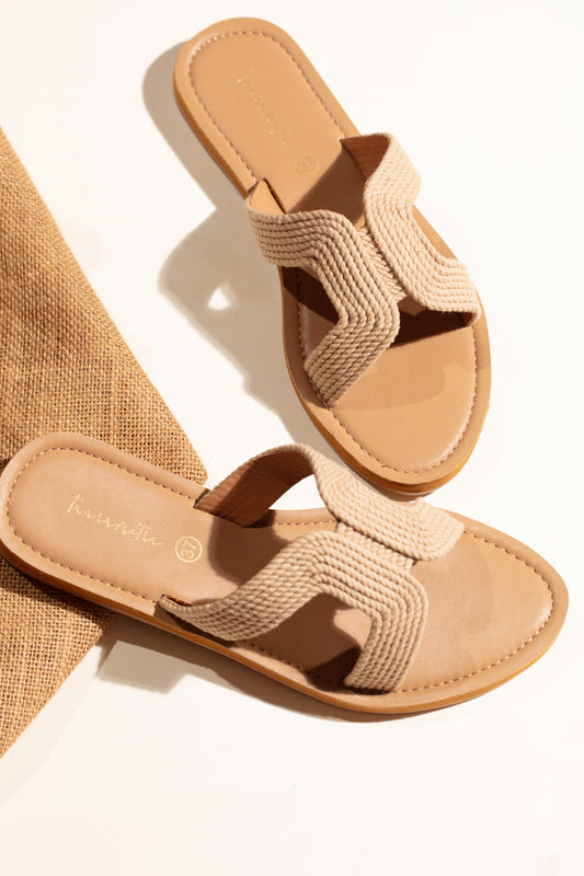 Havana flats in Beige