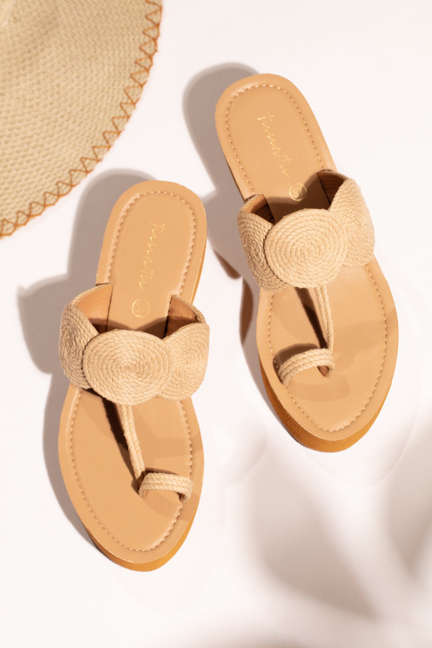 Juno wedges in Beige