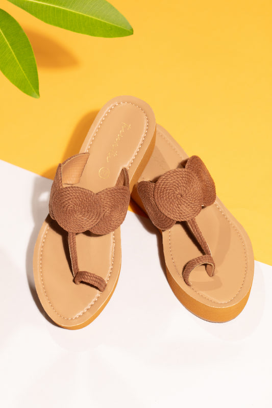 Juno wedges in Brown
