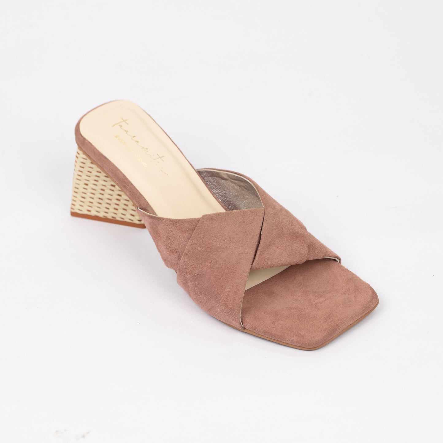 Vienna rattan heels in peach