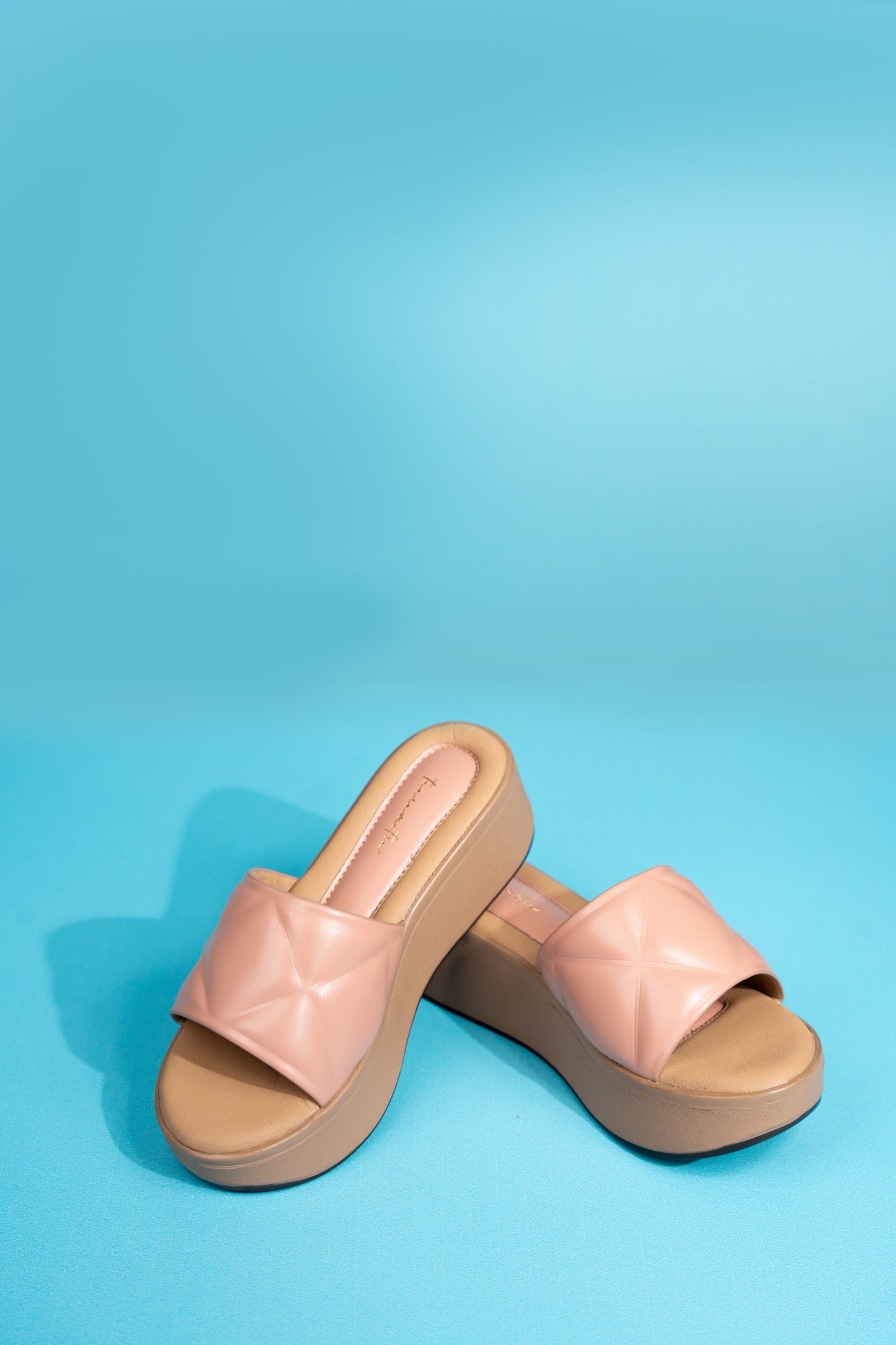 Mista flatform in Peach heel sandals