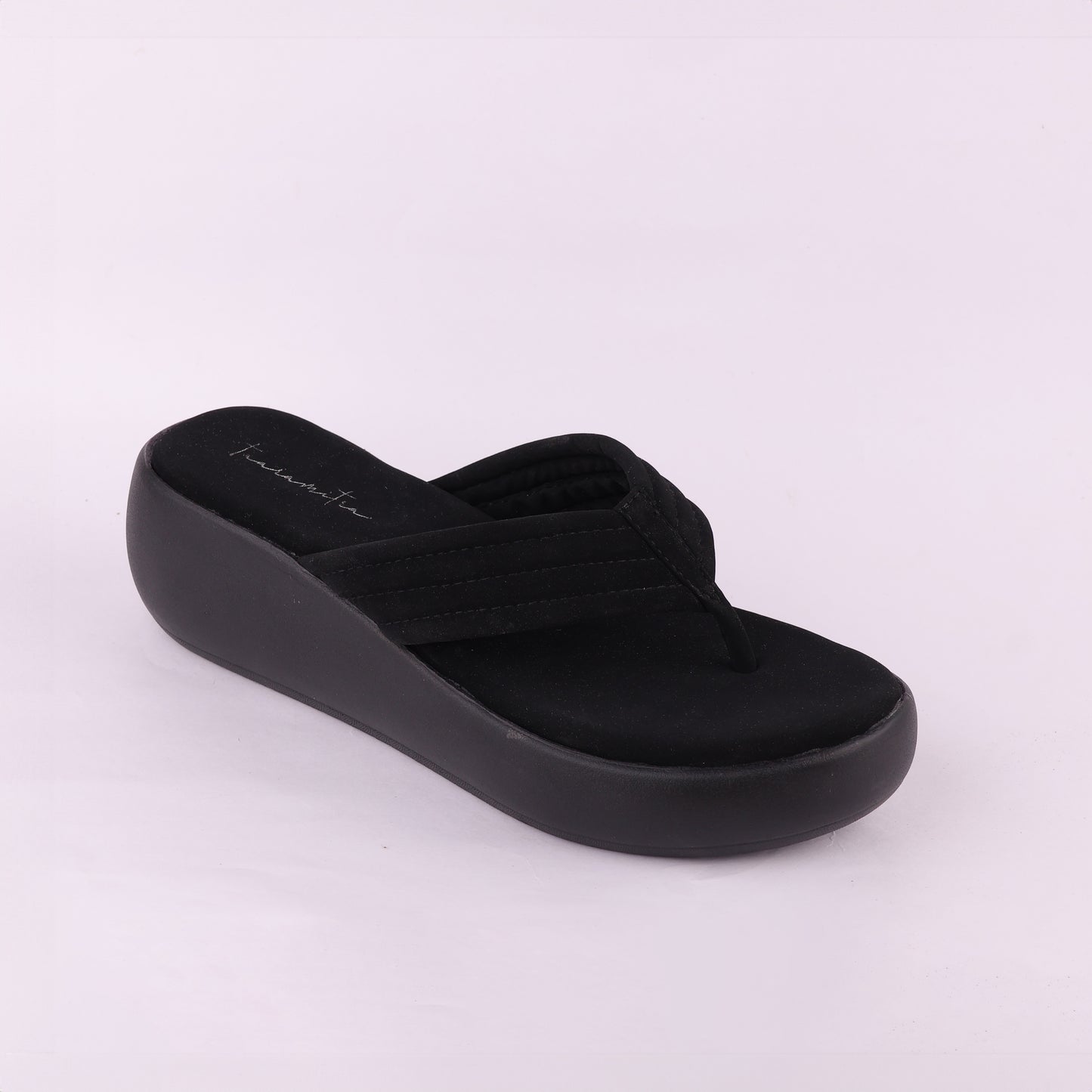 June V strap wedges in Black
