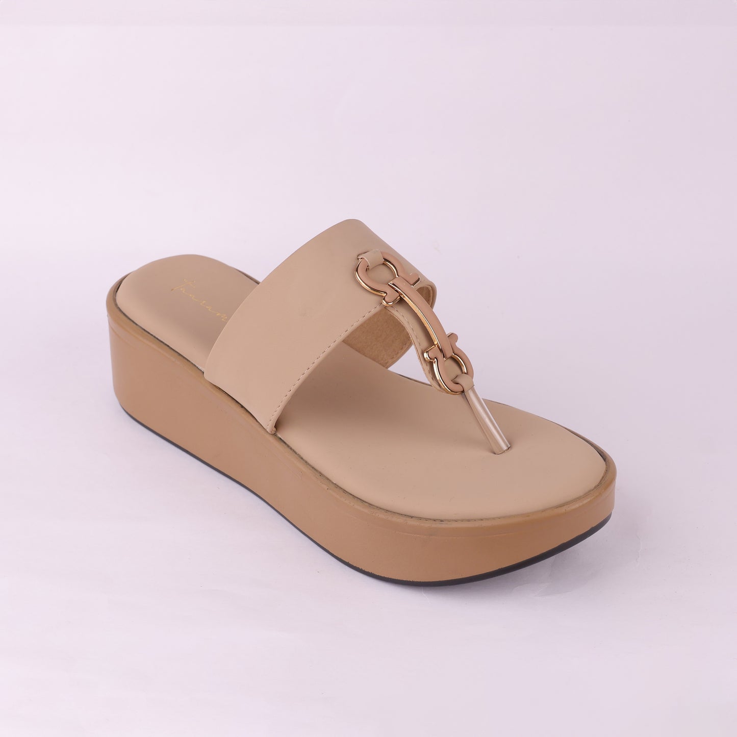 Vera V strap wedges in Beige