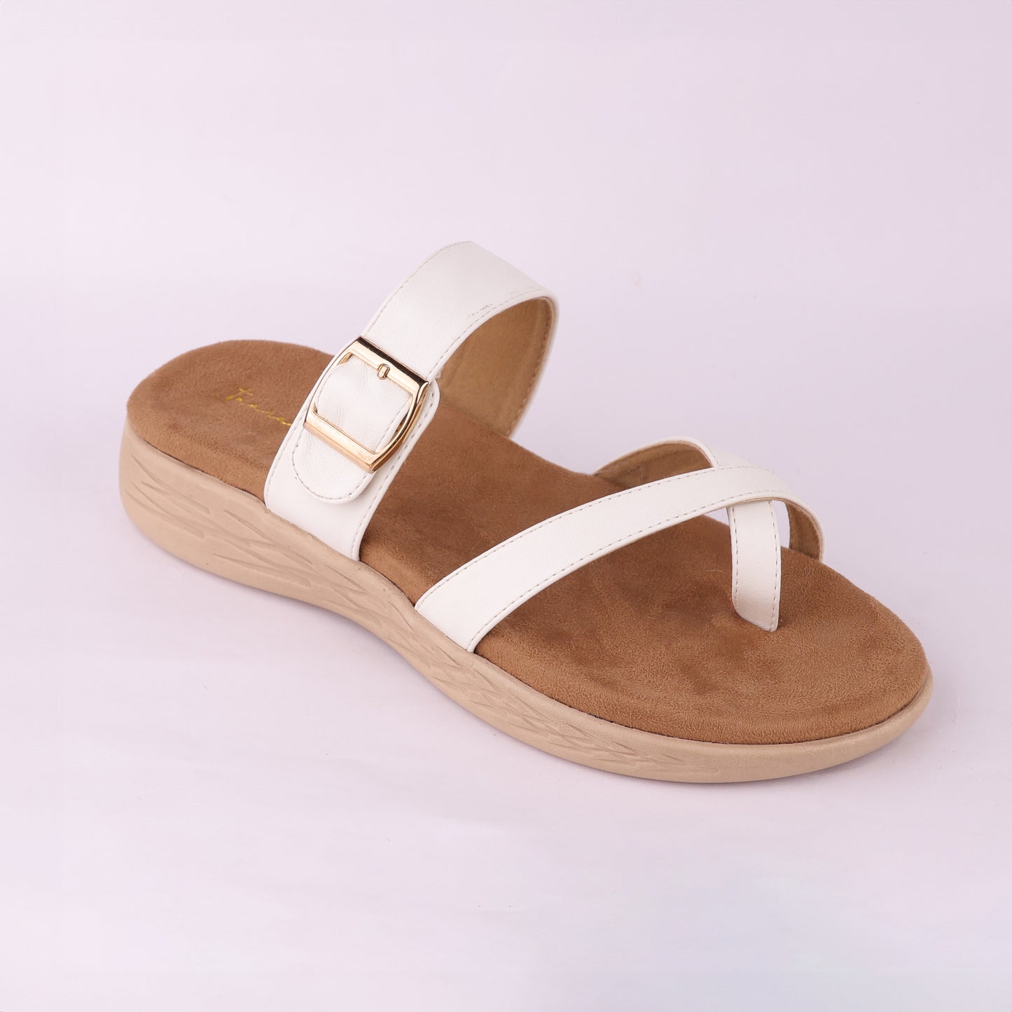 Leela toe ring flats in White
