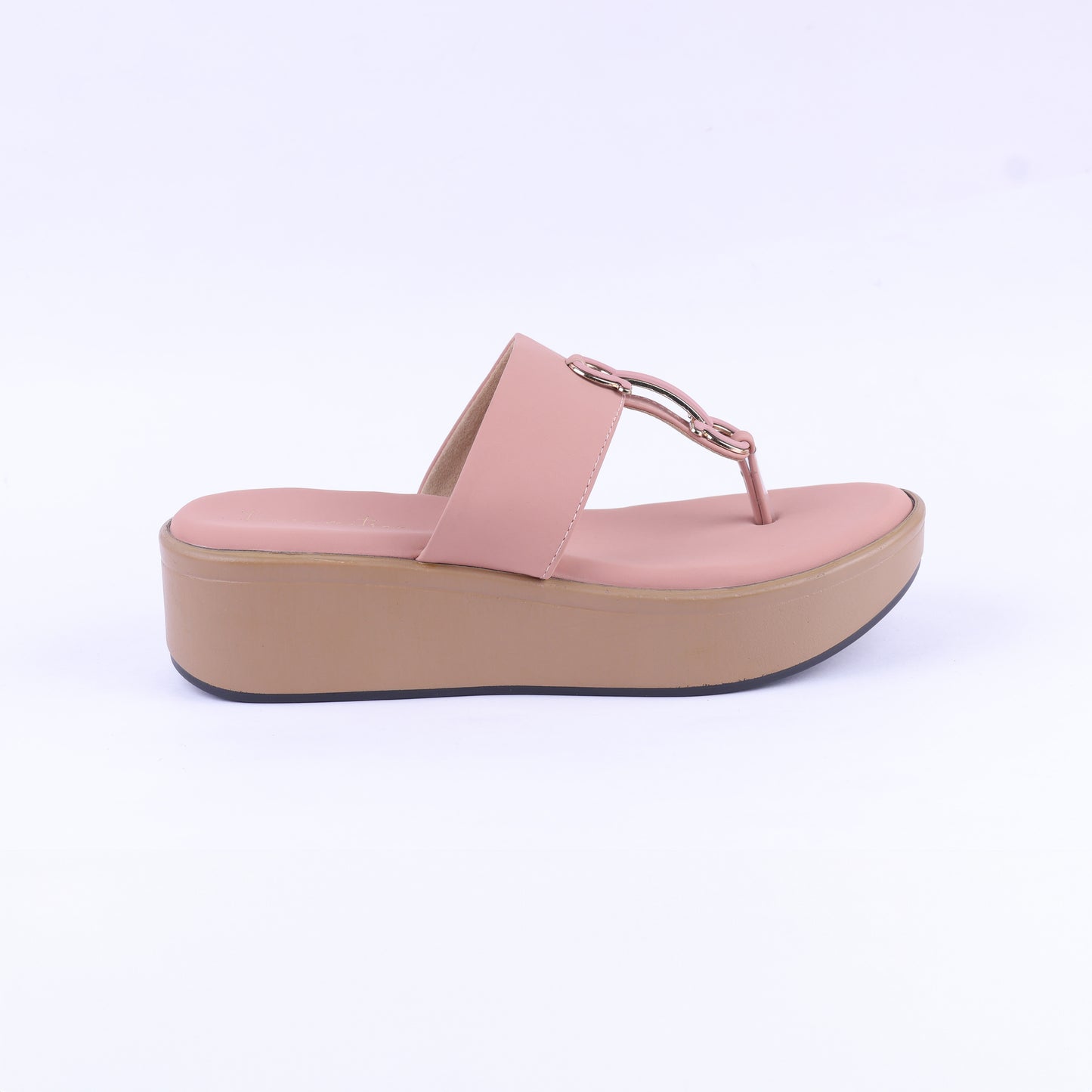 Vera V strap wedges in Peach