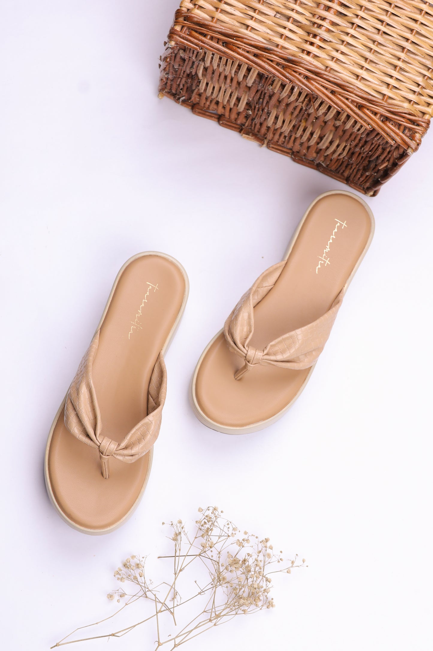 Marina V strap wedges in Beige