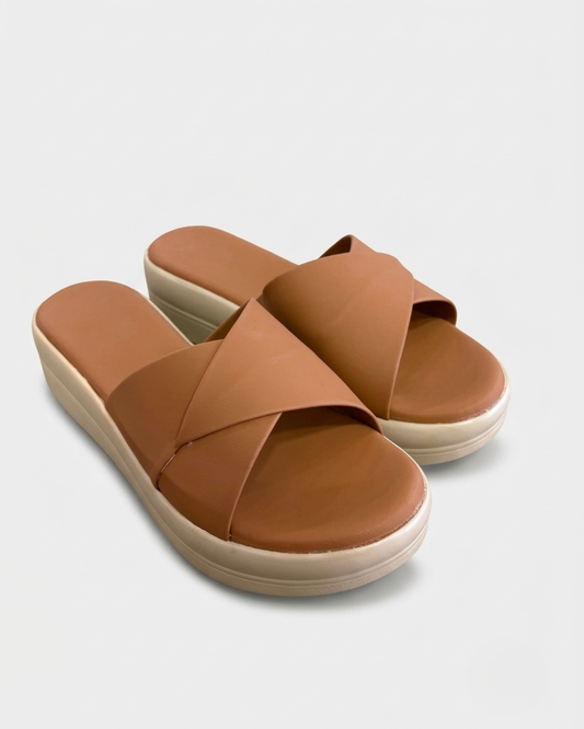Shreya minimal wedges in tan