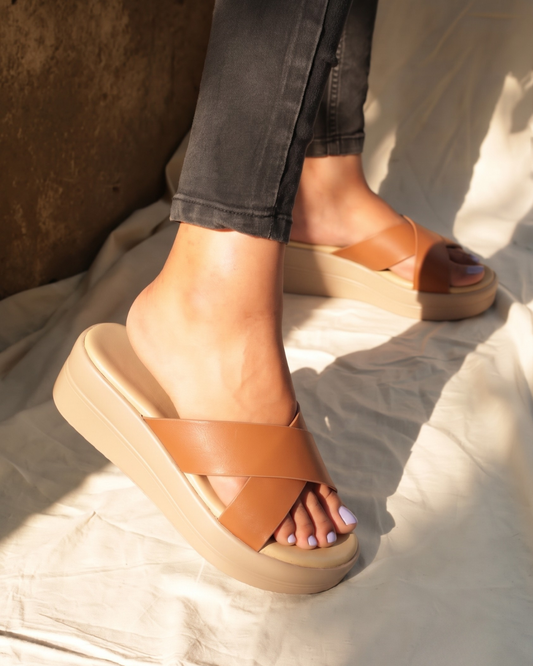 Ayni X-strap wedges in tan